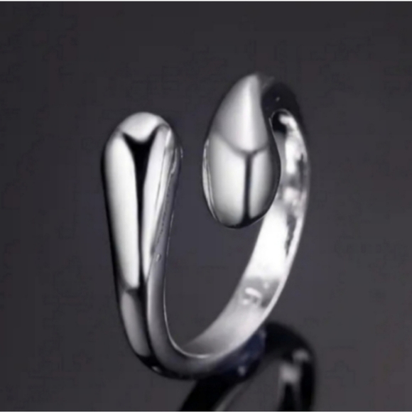 925 Sterling Silver Waterdrop Jewelry Set Bracelet Necklace Earrings and Ring - Picture 5 of 16